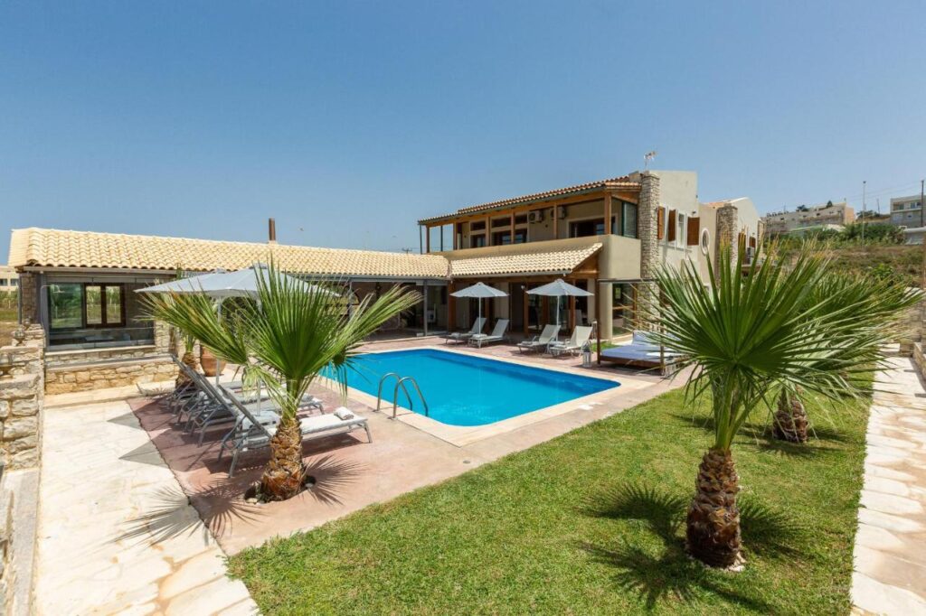 Golden Sand Villa accommodation